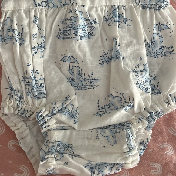 NWT Baby Gap cotton romper with matching sun hat size 0-3m - Picture 2 of 4